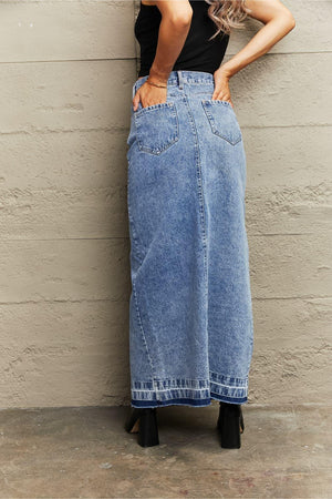 Retro Appeal Front Slit Denim Maxi Skirt - MXSTUDIO.COM