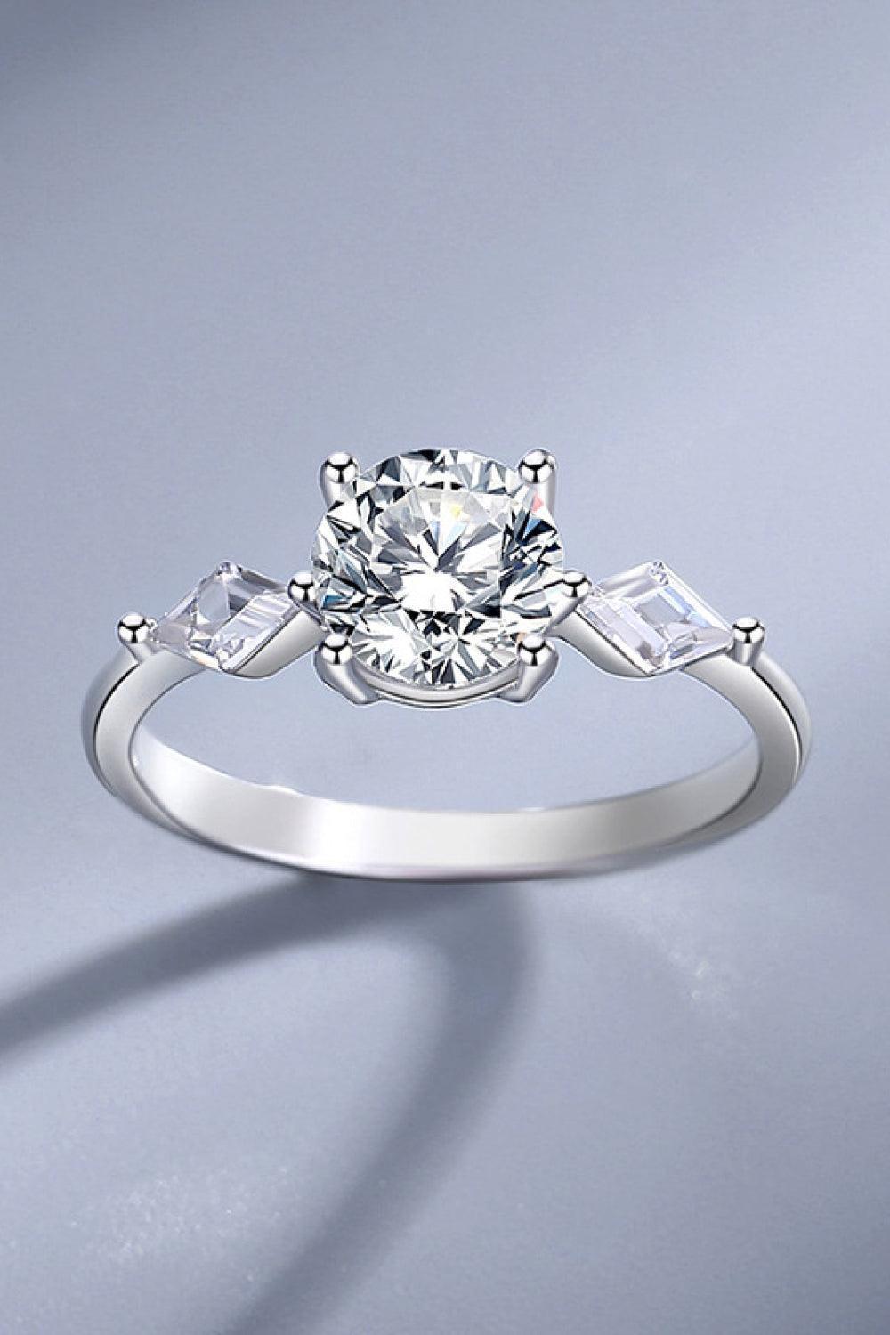 Round Cut 1 Carat Moissanite Gold / Platinum-Plated Ring - MXSTUDIO.COM