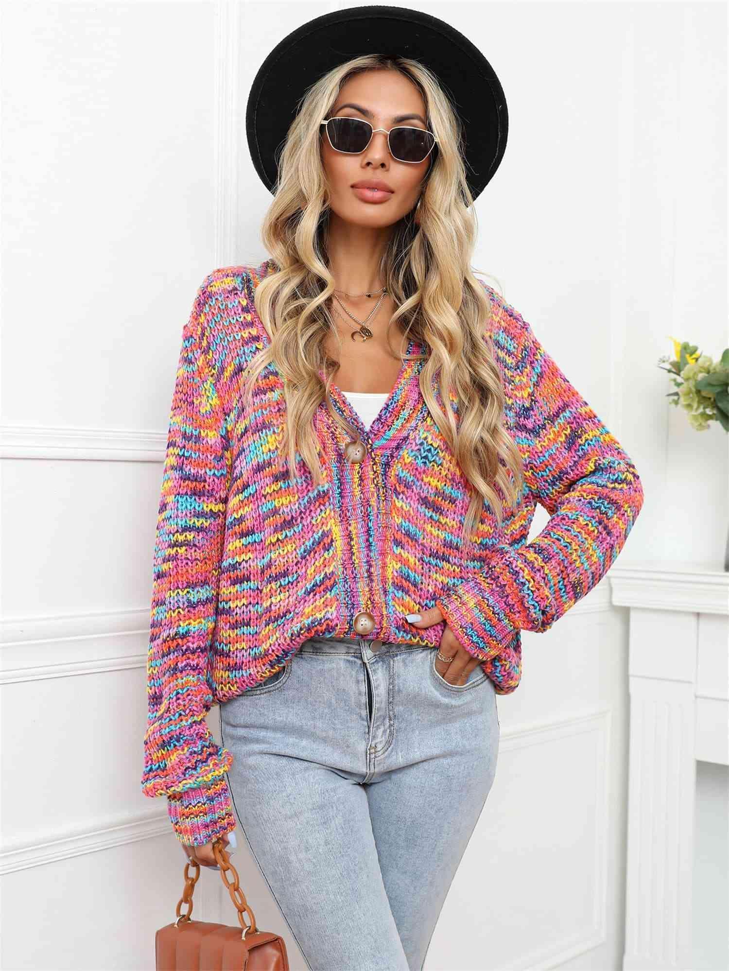 Sassy Layer Buttoned V-Neck Multicolor Cardigan - MXSTUDIO.COM