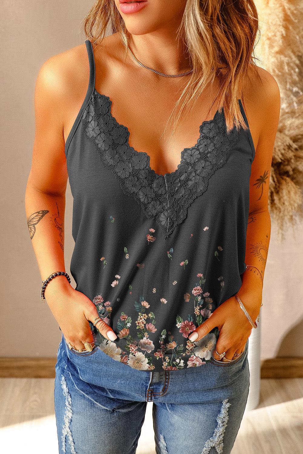 Self Treasure Scalloped Trim V-Neck Floral Lace Cami - MXSTUDIO.COM