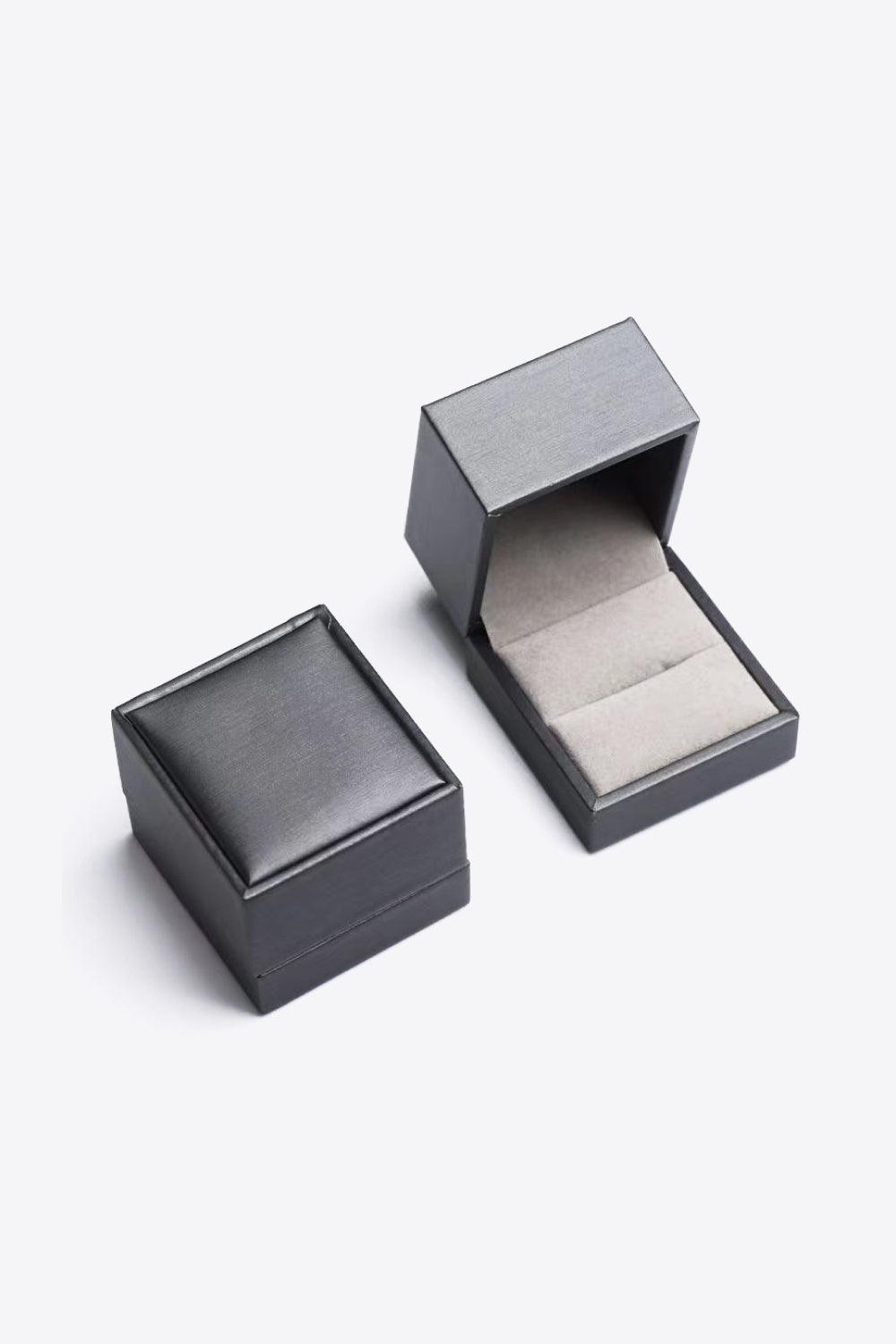 Sheeny Platinum-Plated 3 Carat Moissanite Ring - MXSTUDIO.COM