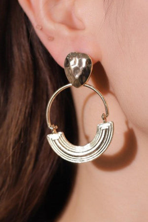 Sleek And Modern Gold Drop Earrings - MXSTUDIO.COM