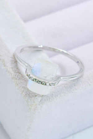 Splendid Fashion Platinum-Plated Moonstone Ring - MXSTUDIO.COM