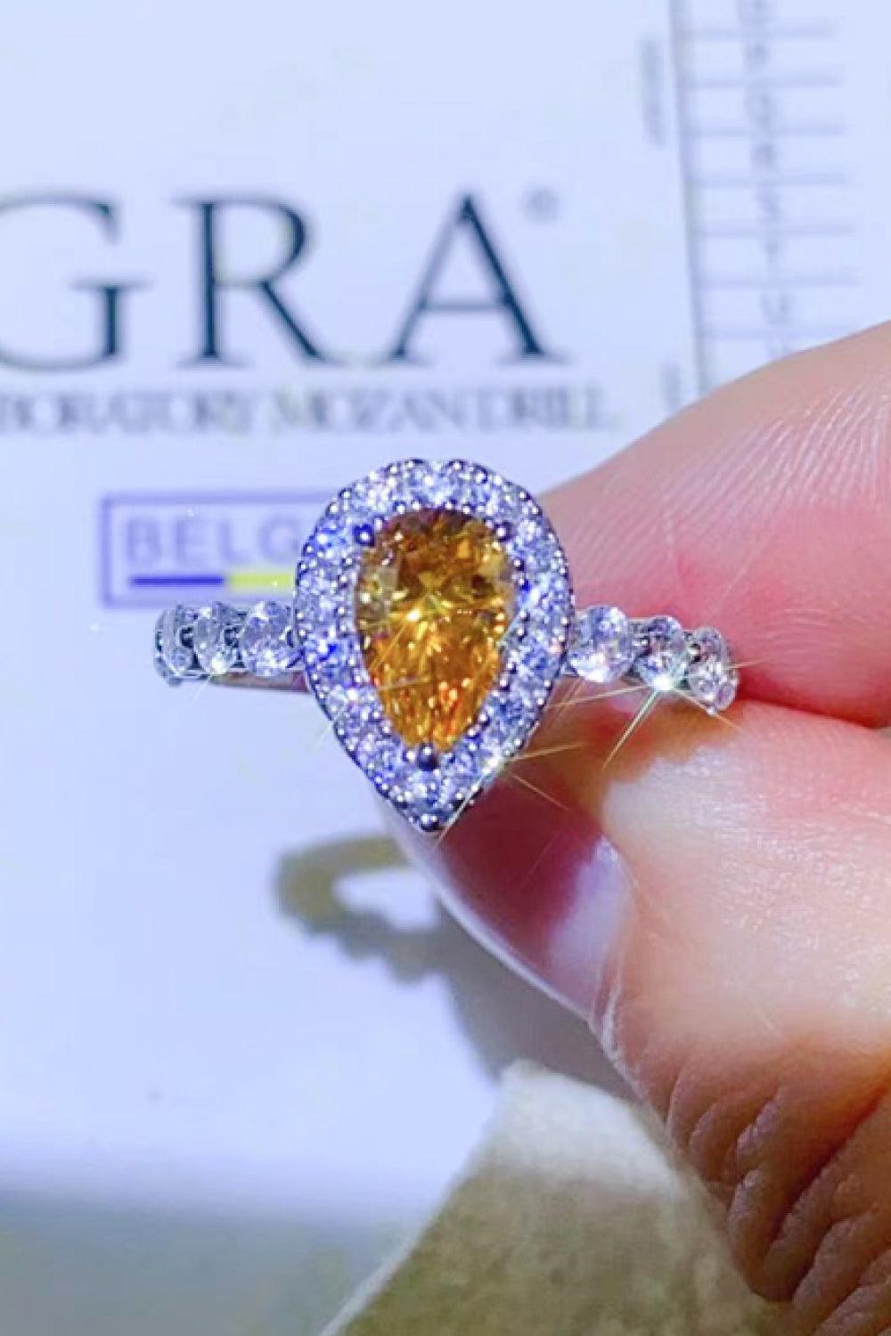 Stunning Contrast Yellow Teardrop 1 Carat Moissanite Ring - MXSTUDIO.COM