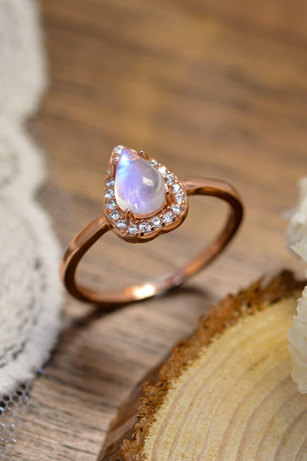 Super Cute Teardrop Sterling Silver Halo Moonstone Ring - MXSTUDIO.COM