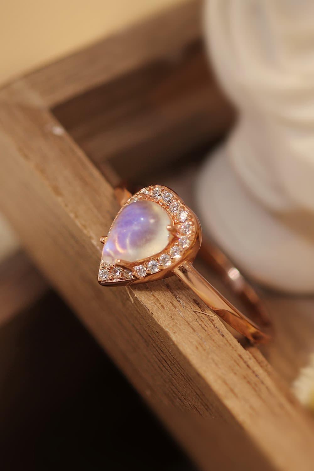 Super Cute Teardrop Sterling Silver Halo Moonstone Ring - MXSTUDIO.COM