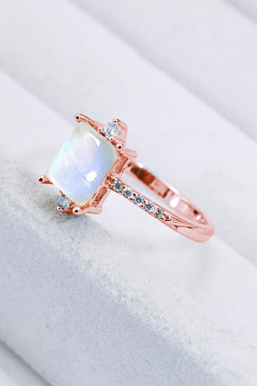 Superior Vogue Sterling Silver Square Moonstone Ring - MXSTUDIO.COM