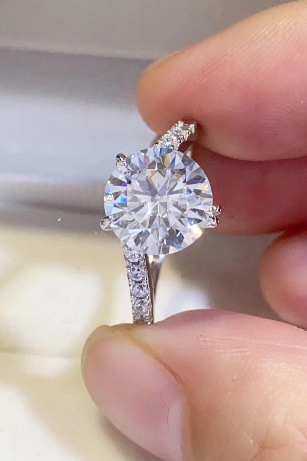 Supreme Brilliance Round 3 Carat Moissanite Ring - MXSTUDIO.COM