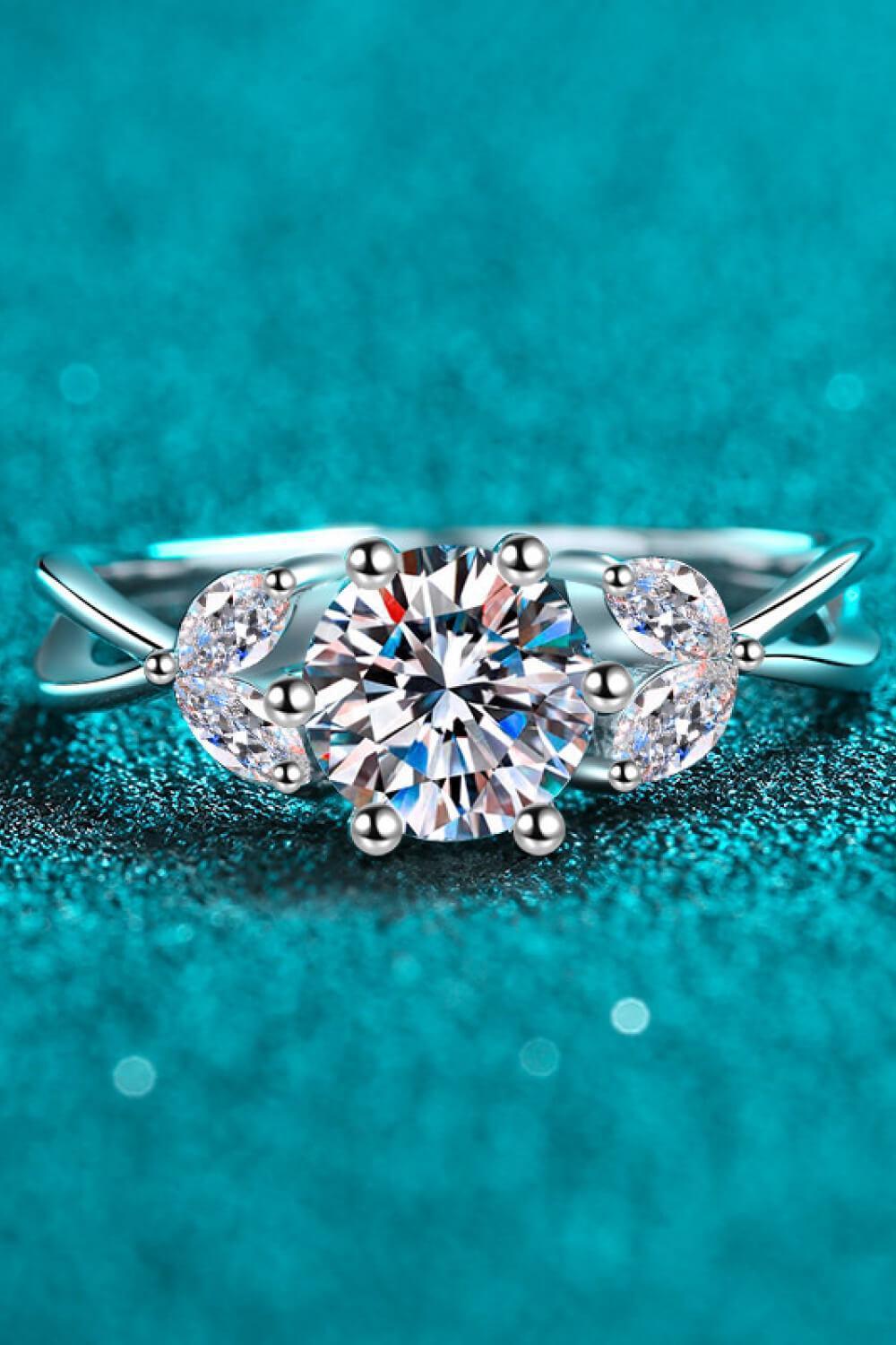 Take My Hand Zircon Accents 1 Carat Moissanite Ring - MXSTUDIO.COM