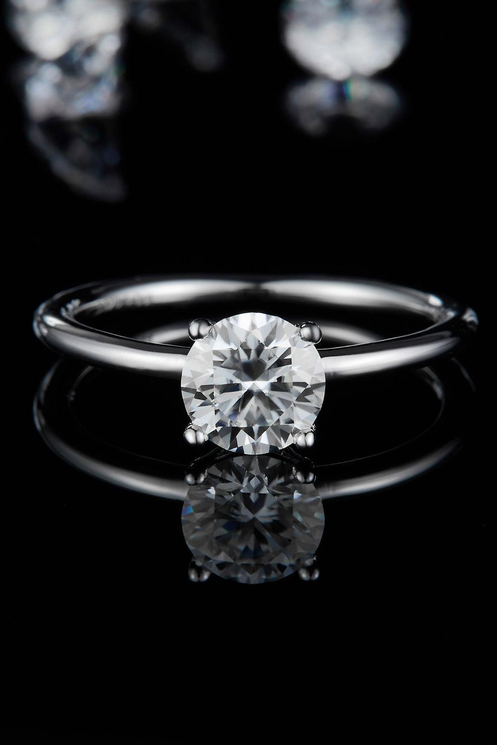 Timeless Brightness Solitaire 1 Carat Moissanite Ring - MXSTUDIO.COM