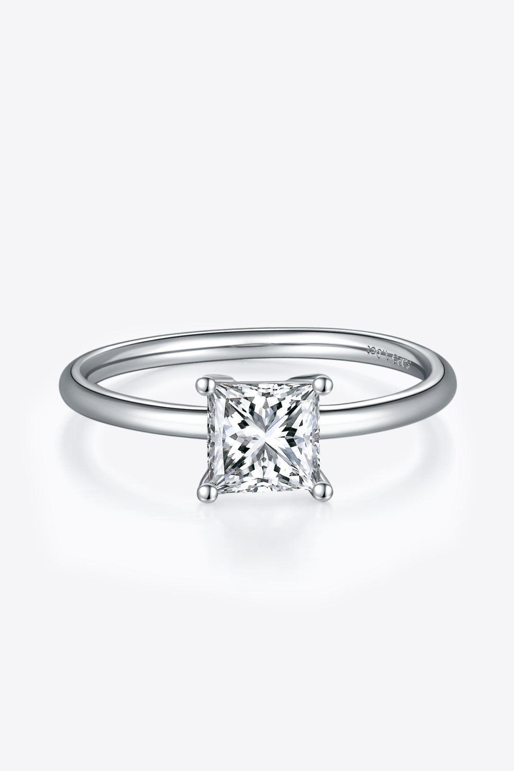 Timeless Brightness Solitaire 1 Carat Moissanite Ring - MXSTUDIO.COM