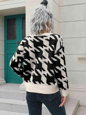 Timeless Houndstooth Cardigan Sweater - MXSTUDIO.COM