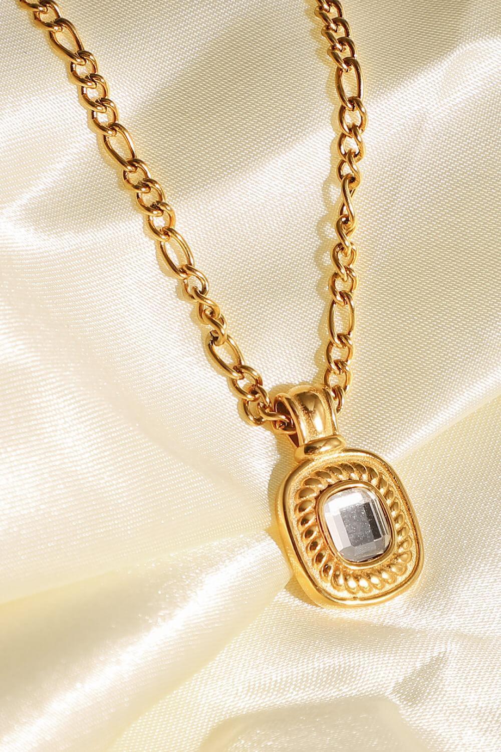 Twinkly Rhinestone Pendant Gold Plated Chain Necklace - MXSTUDIO.COM