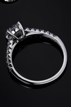 Unending Delight Side Stone 1 Carat Moissanite Ring - MXSTUDIO.COM