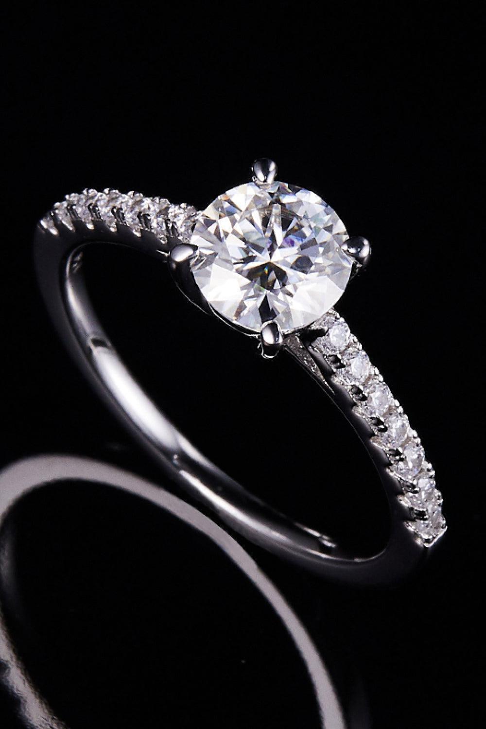 Unending Delight Side Stone 1 Carat Moissanite Ring - MXSTUDIO.COM