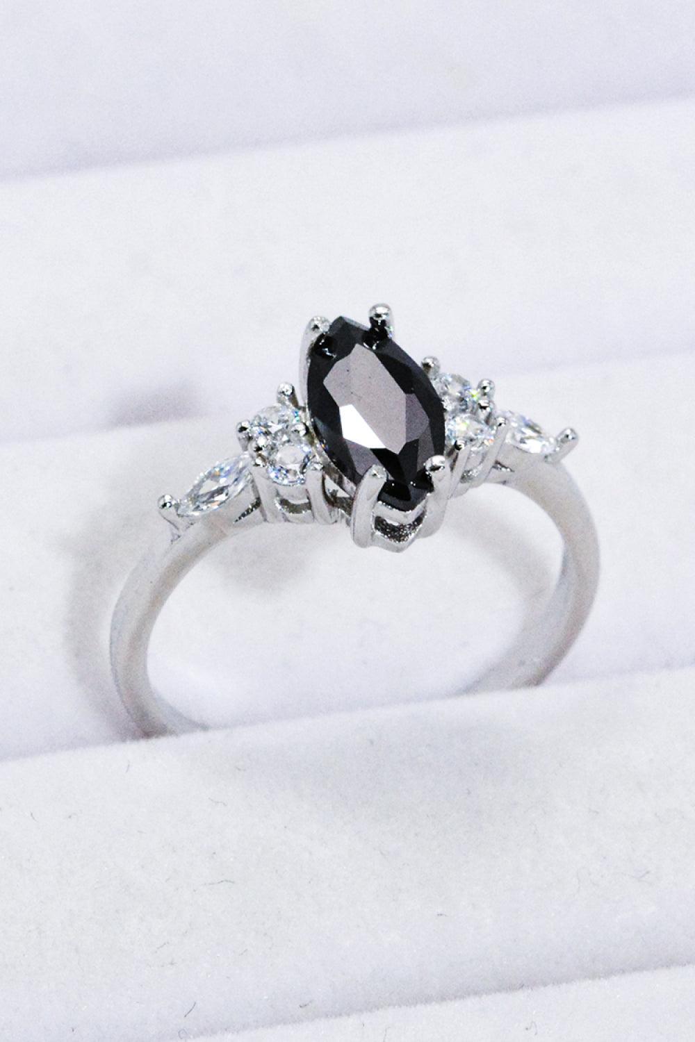 Upgrade Glow Zircon Detail Black Agate Ring - MXSTUDIO.COM