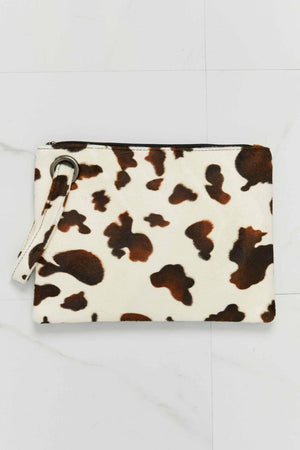 Versatile Wristlet With Eye-Catching Animal Print  - MXSTUDIO.COM