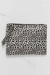 Versatile Wristlet With Eye-Catching Animal Print  - MXSTUDIO.COM