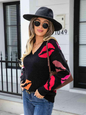 Voluptuous V-Neck Knitted Lips Sweater - MXSTUDIO.COM