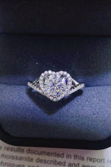 Well Deserved 1 Carat Moissanite Heart Ring - MXSTUDIO.COM