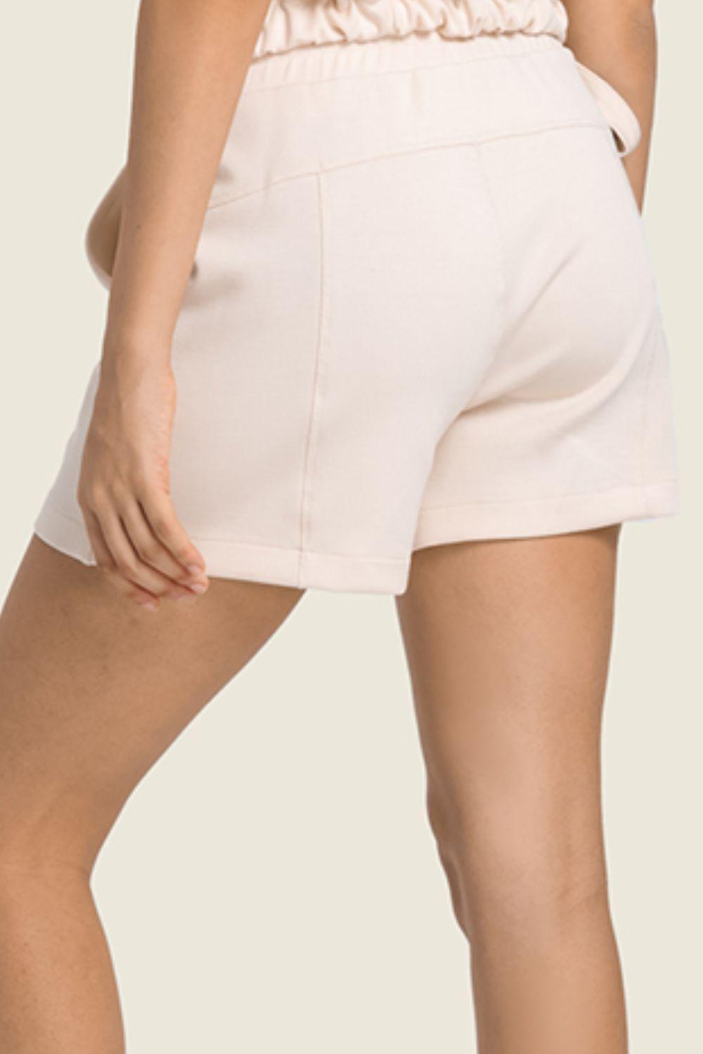 Women's Move Free Athletic Shorts With Pockets - MXSTUDIO.COM