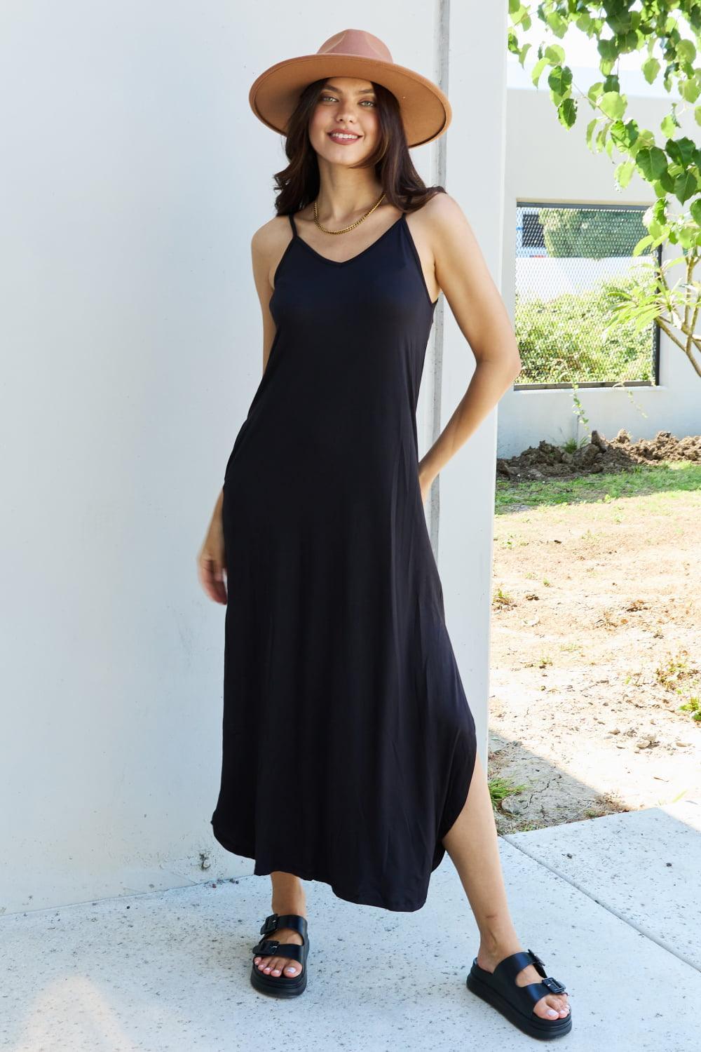 Adjustable Strap Cami Style Plus Size Black Maxi Dress - MXSTUDIO.COM