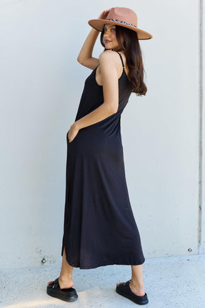 Adjustable Strap Cami Style Plus Size Black Maxi Dress - MXSTUDIO.COM