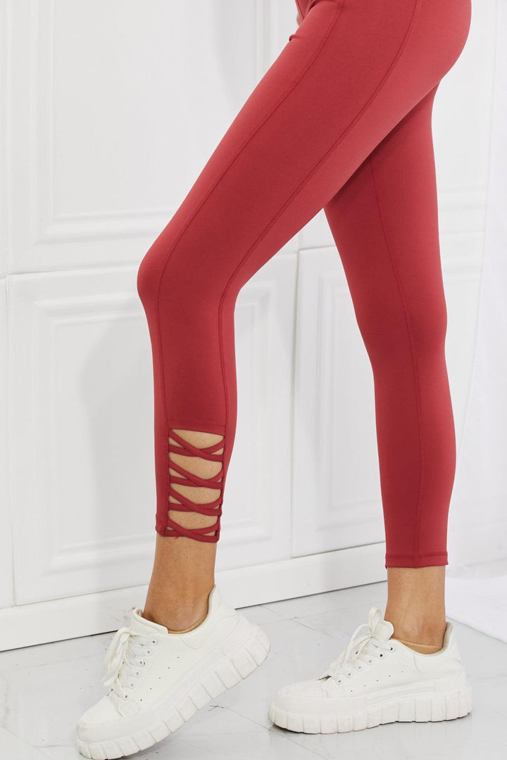 Agile High Waist Cutout Plus Size Red Leggings - MXSTUDIO.COM