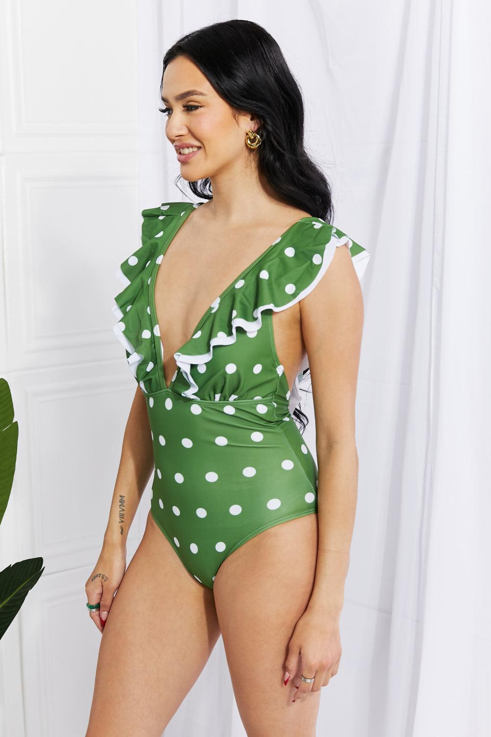 Beach Front Seduction Plus Size Green Swimsuit - MXSTUDIO.COM