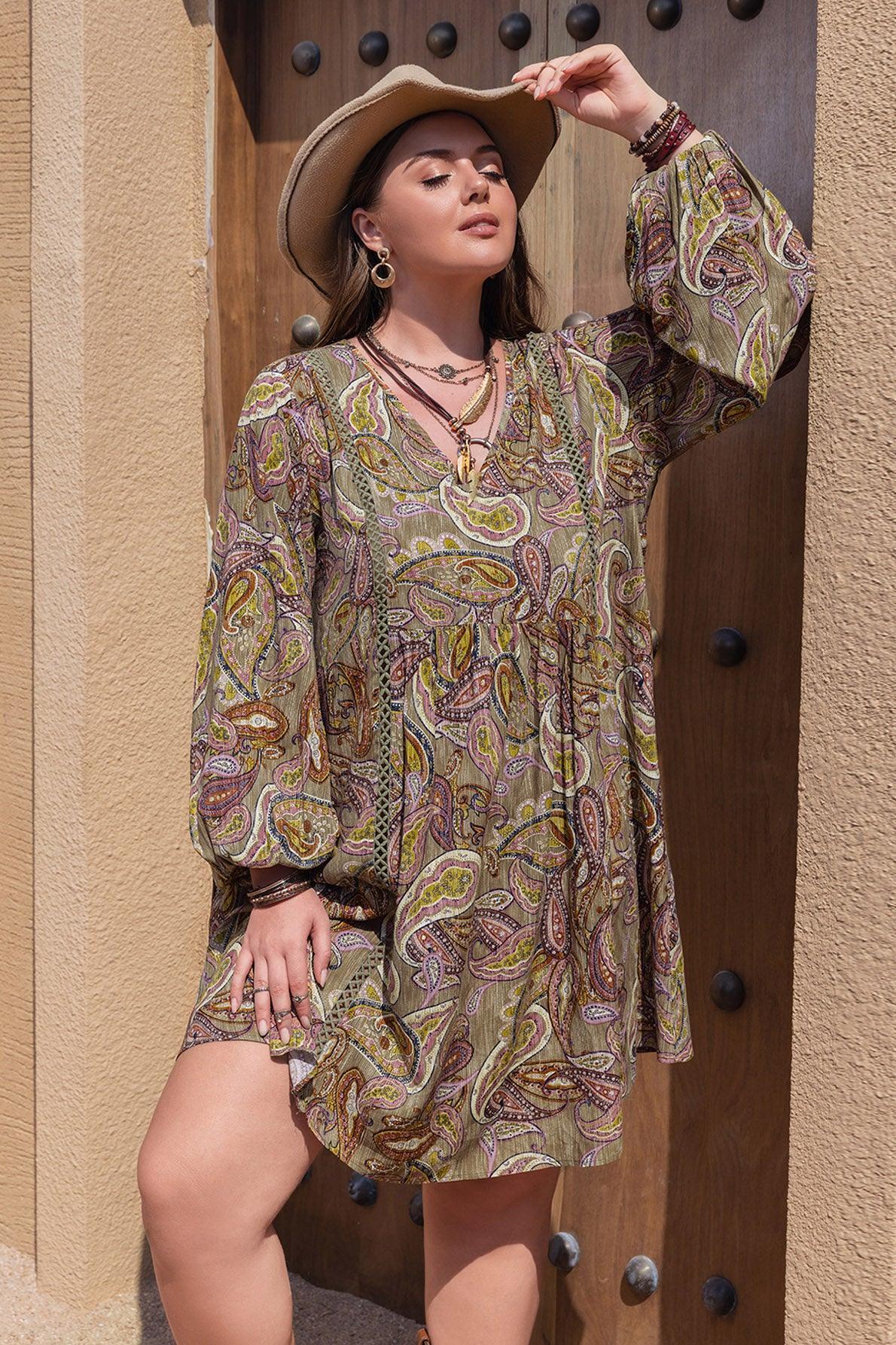 Boho Beauty Paisley Print Plus Size Bohemian Dress - MXSTUDIO.COM