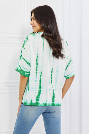 Buttoned Front Collared Plus Size Tie-Dye Top - MXSTUDIO.COM