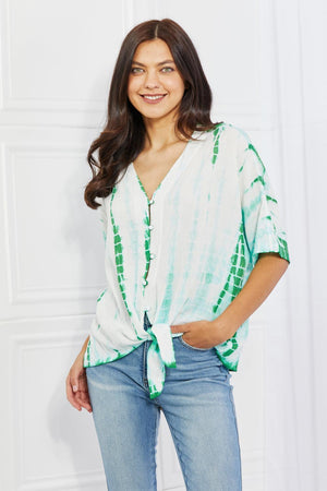 Buttoned Front Collared Plus Size Tie-Dye Top - MXSTUDIO.COM