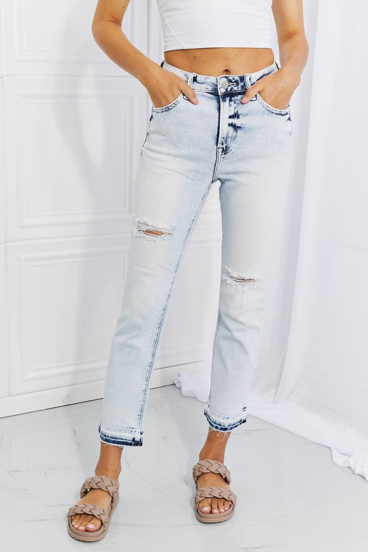 Chubby Chick Light Wash Plus Size Cropped Jeans - MXSTUDIO.COM