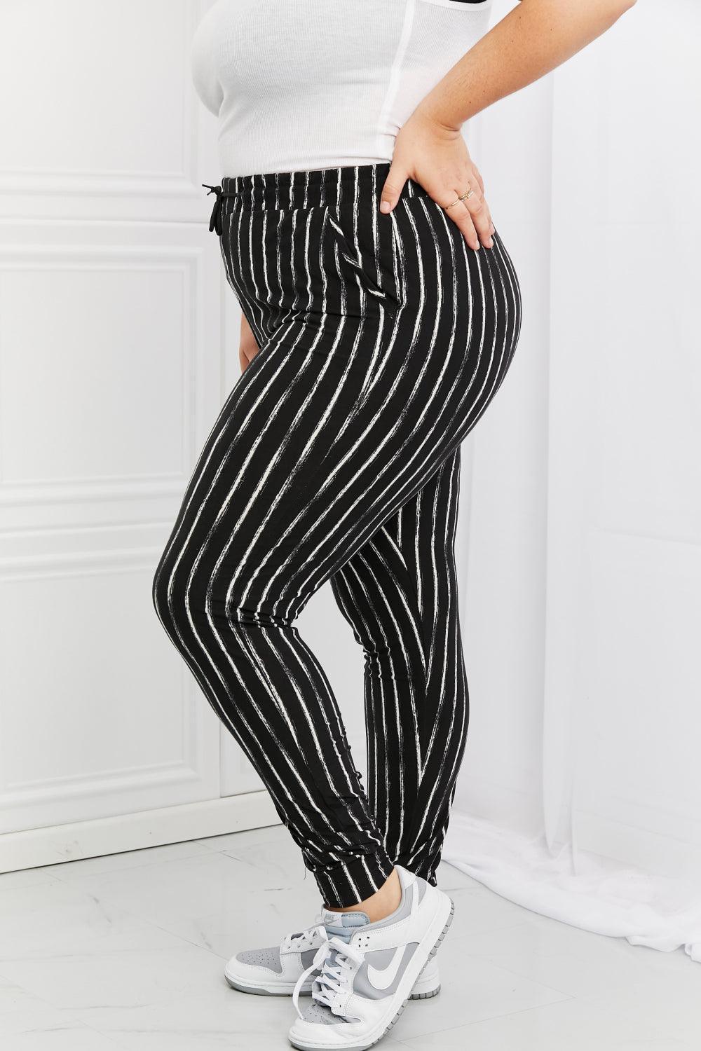 Day-To-Day Comfort Plus Size High Waisted Joggers - MXSTUDIO.COM