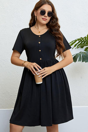 Decorative Buttons Black Plus Size Knee Length Dress - MXSTUDIO.COM