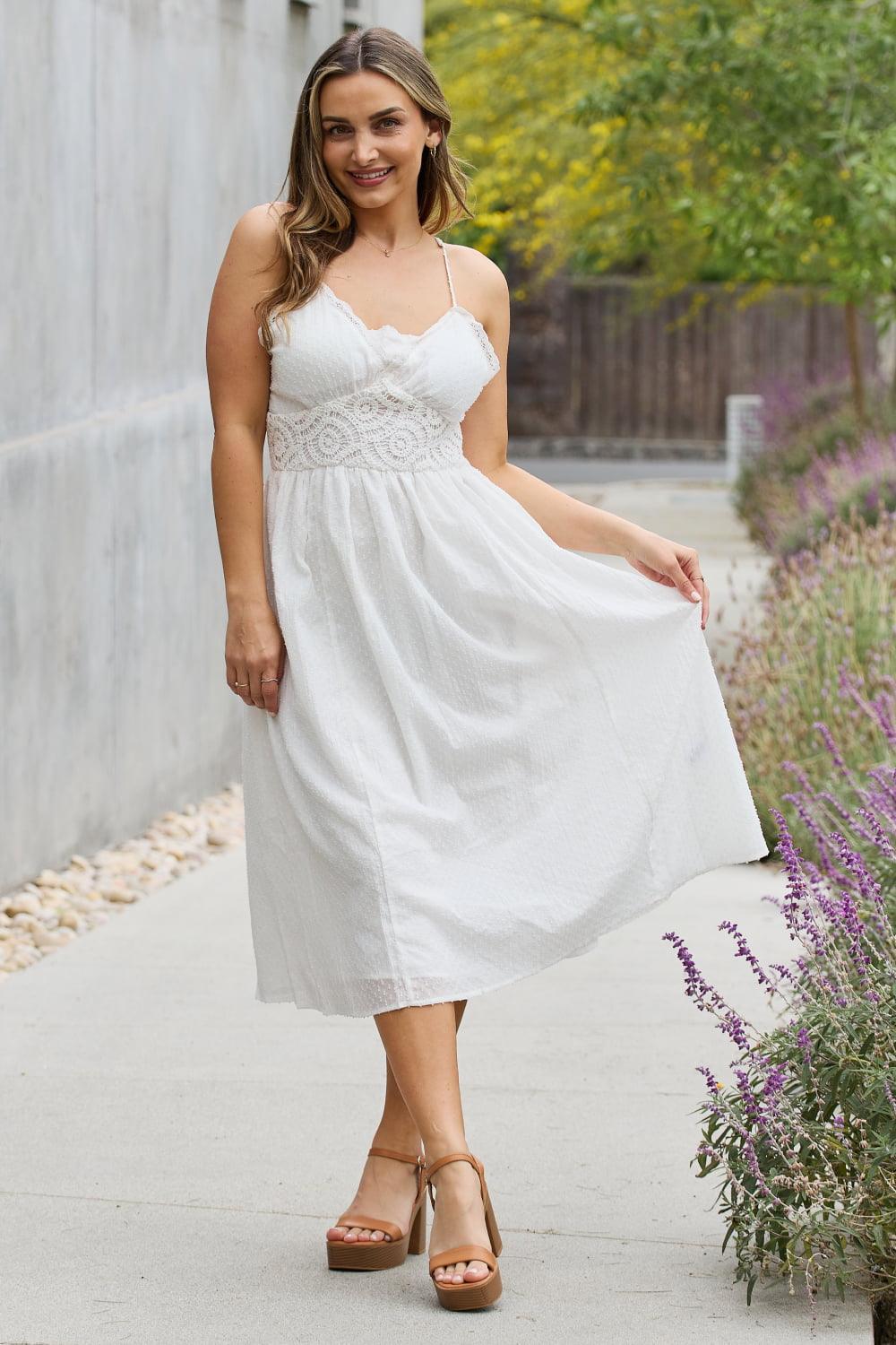 Dreamy Sleeveless Plus Size White Midi Dress - MXSTUDIO.COM