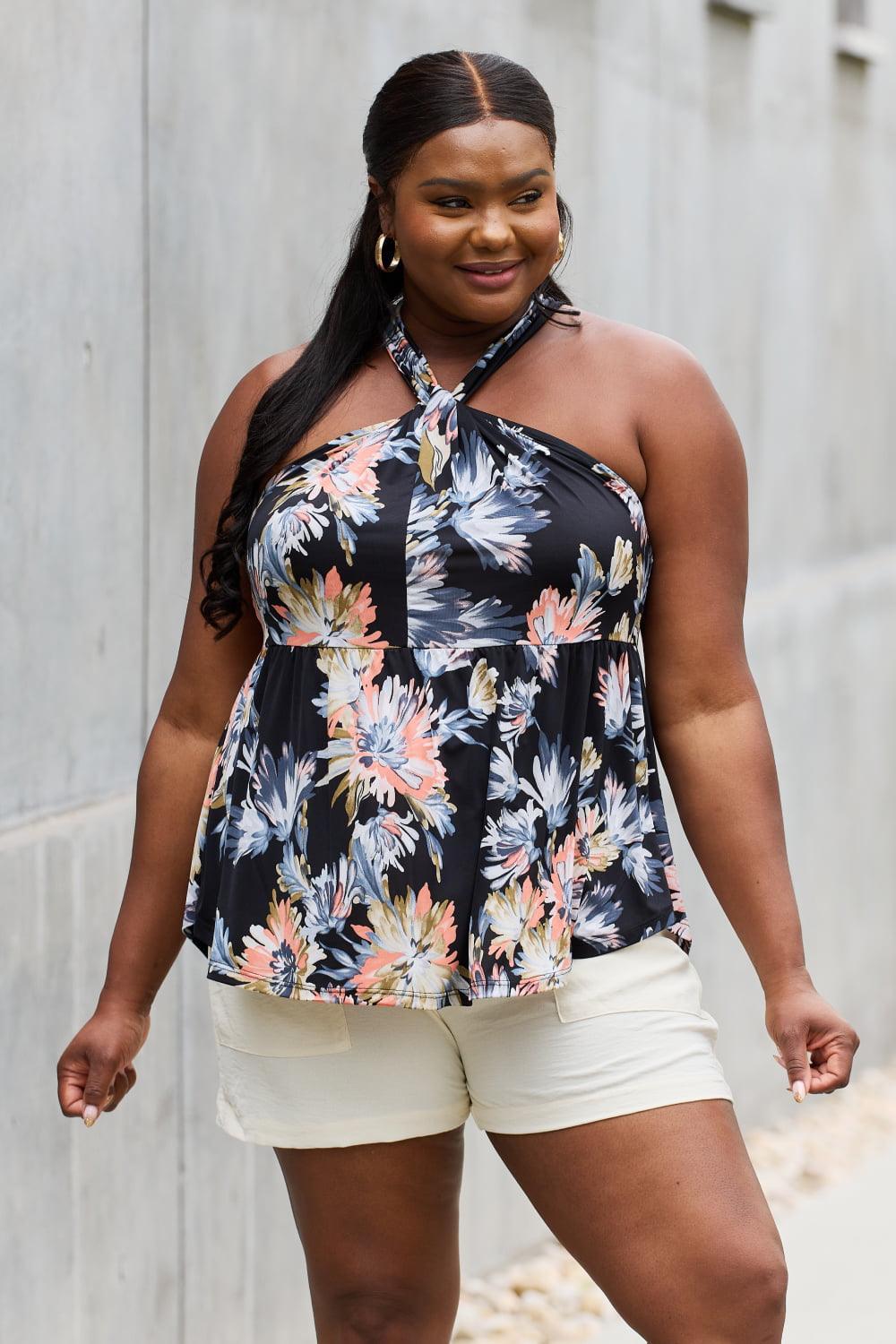 Flattering Plus Size Sleeveless Floral Halter Top - MXSTUDIO.COM