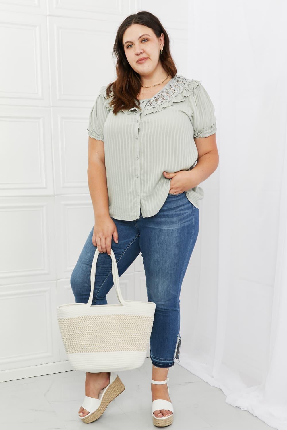 Flattering Short Sleeve Plus Size Striped Top - MXSTUDIO.COM