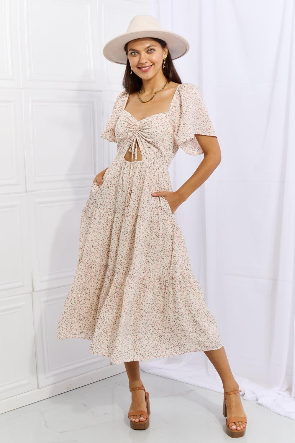 Flutter Sleeves Tiered Plus Size Floral Midi Dress - MXSTUDIO.COM