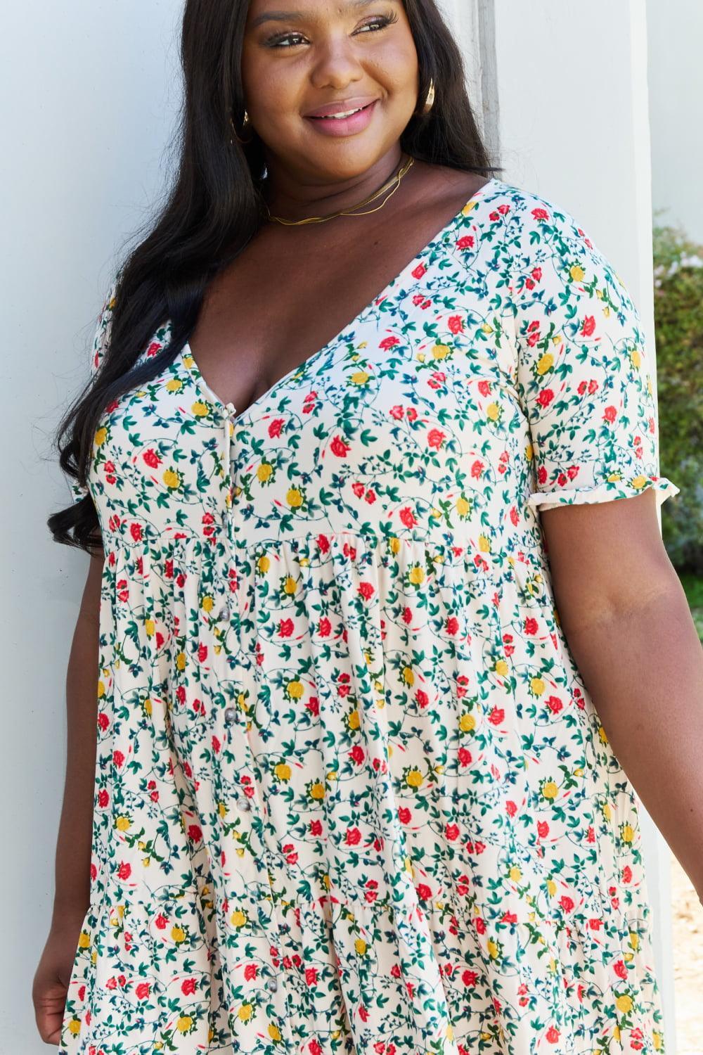 Getaway Ready Plus Size V-Neck Floral Dress - MXSTUDIO.COM