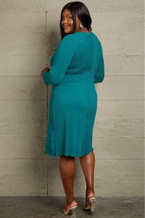 Graceful Aura Long Sleeve Plus Size Midi Dress - MXSTUDIO.COM