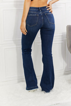 Gutsy Mid Rise Button Fly Plus Size Bootcut Jeans - MXSTUDIO.COM