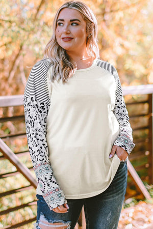 Into the Wild Plus Size Leopard Raglan Sleeve Top - MXSTUDIO.COM