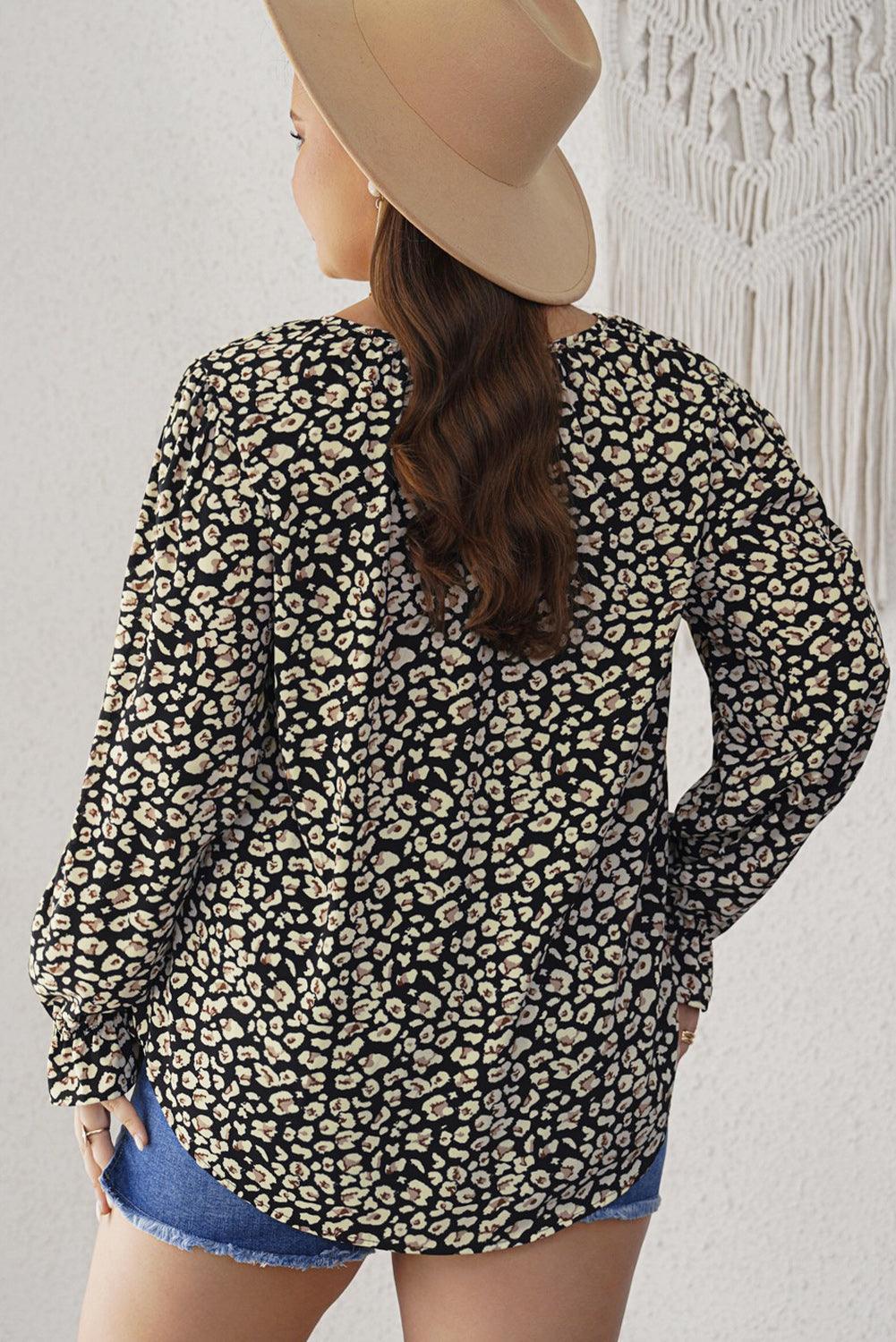 Irresistible Flounce Sleeve Plus Size Floral Blouse - MXSTUDIO.COM