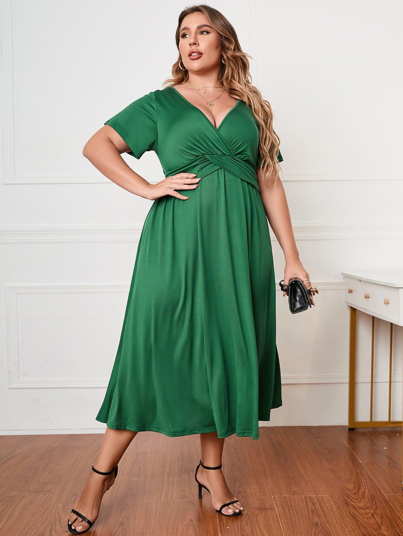 Lush And Easy Short Sleeve Plus Size Green Midi Dress - MXSTUDIO.COM