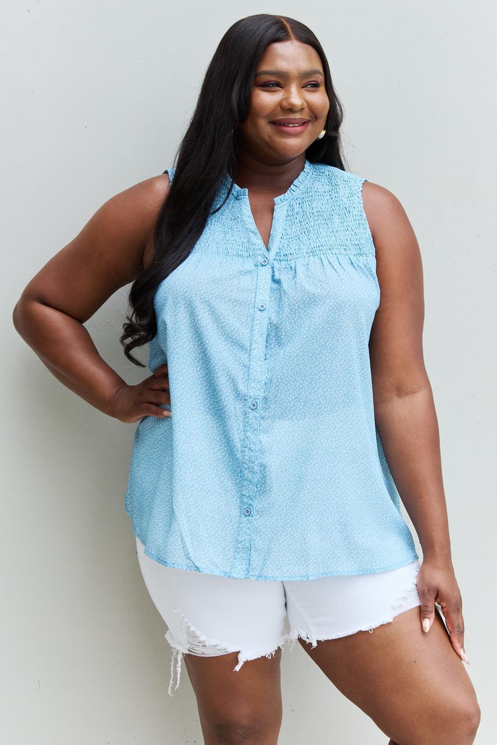 Noteworthy Pastel Blue Sleeveless Plus Size Floral Shirt - MXSTUDIO.COM