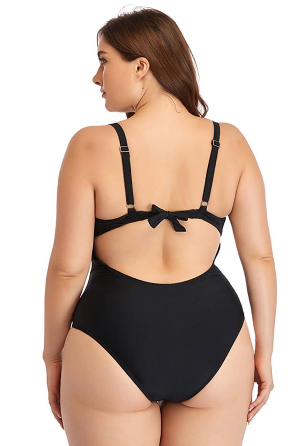 Plus Size Romantic Heart-Shaped Neckline Swimsuit - MXSTUDIO.COM