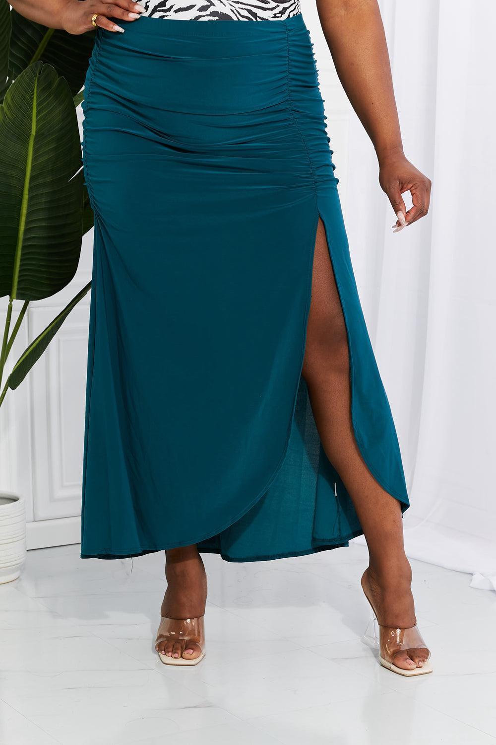 Refined Ruched Slit Plus Size Maxi Skirt - MXSTUDIO.COM