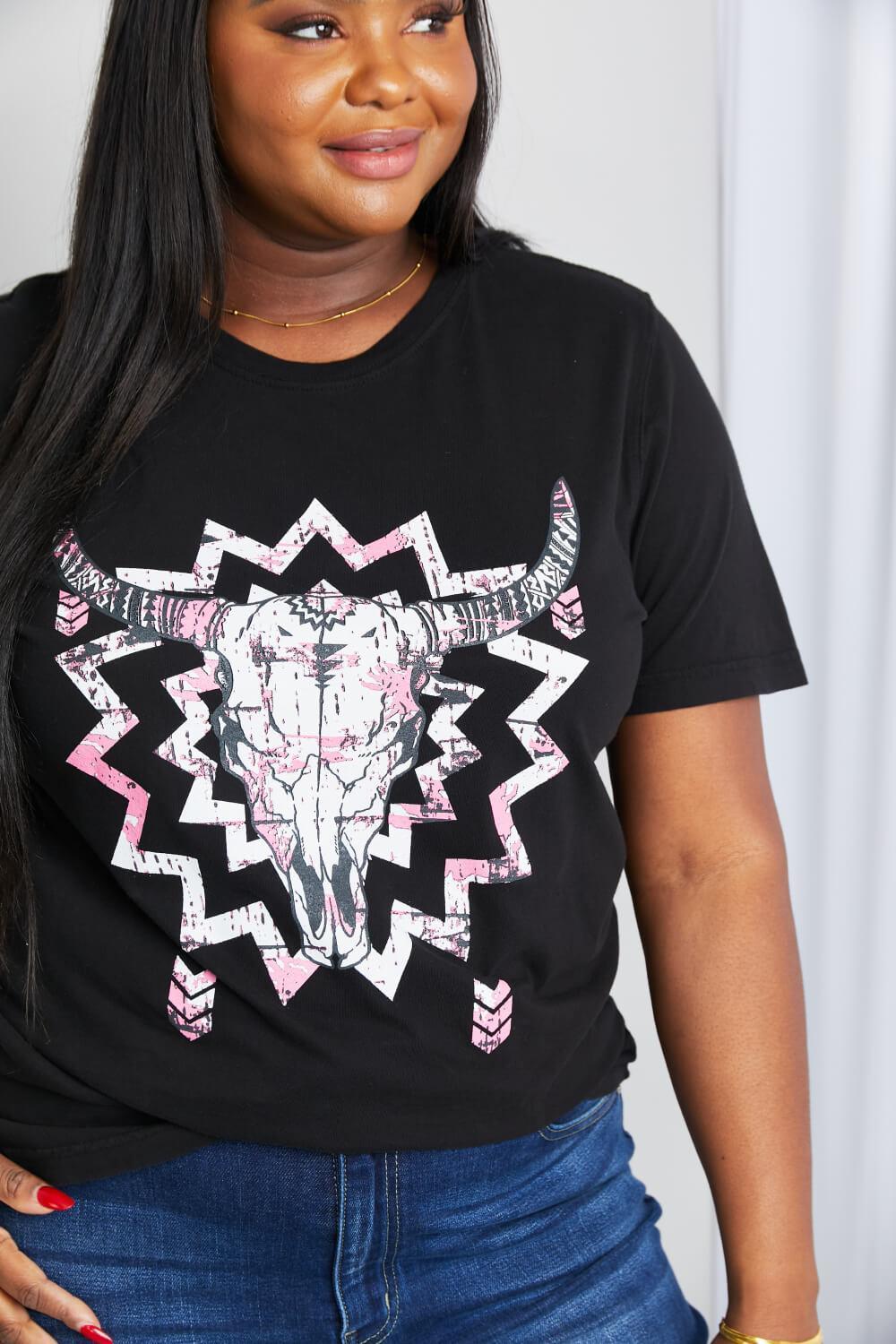 Relaxed Plus Size Black Cotton Graphic Tee - MXSTUDIO.COM