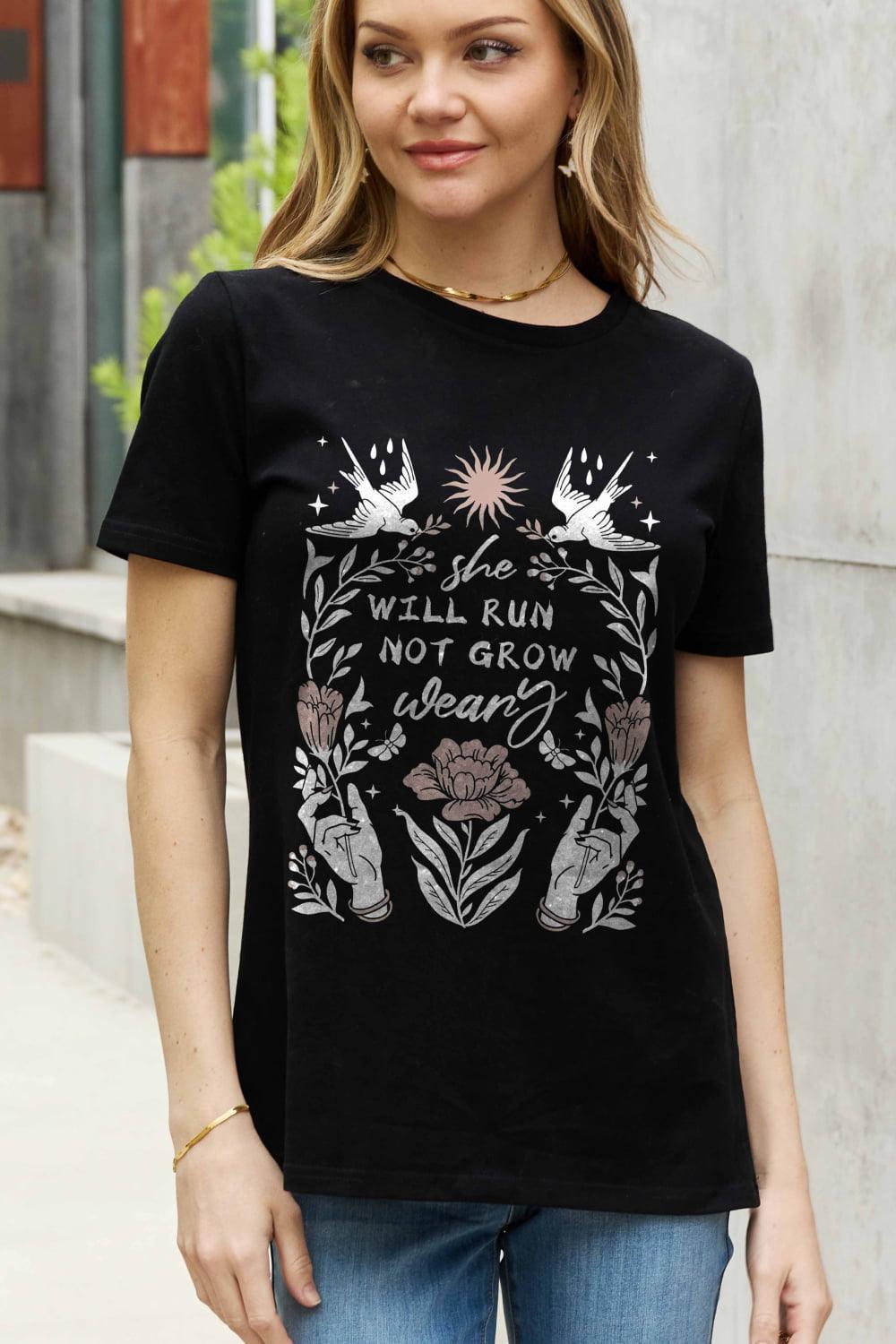 She Will Run Not Grow Weary Black Plus Size Tee - MXSTUDIO.COM